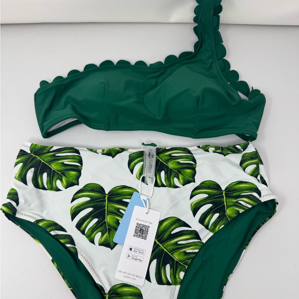 Cupshe Green Leaf Print Swimwear